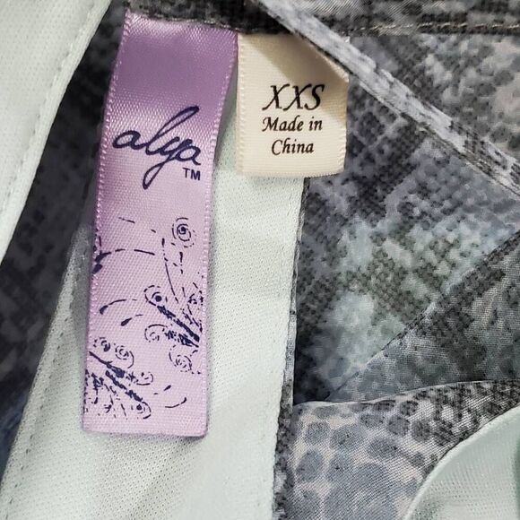 Alya XXS Blue Animal Print One-piece Romper - Picture 9 of 10